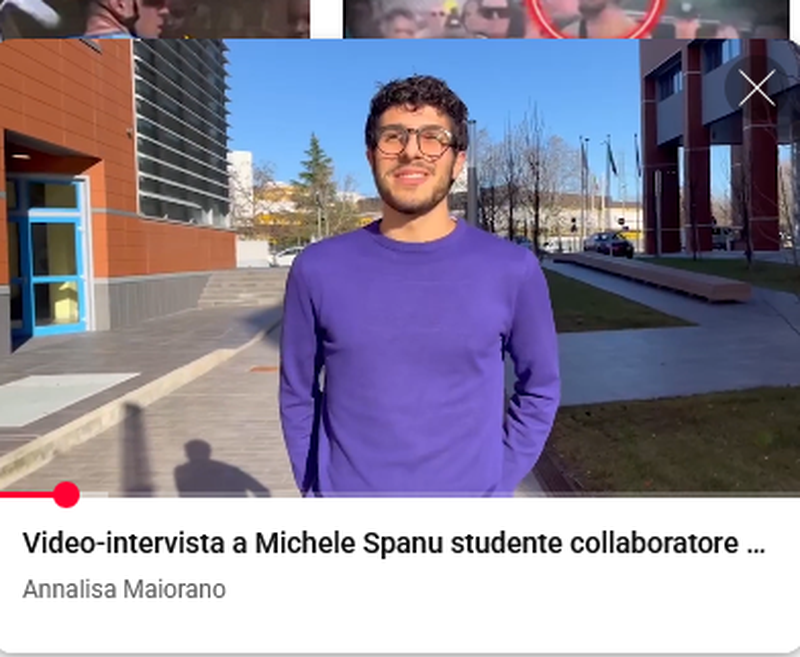 Intervista video di 6 minuti e 54 secondi a uno studente che ha collaborato alle attività della biblioteca.